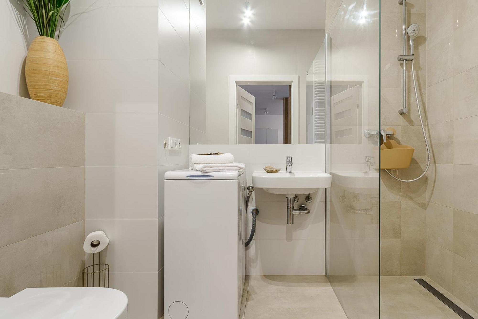 19 Dzielnica Kolejowa P&O Serviced Apartments Warschau Exterior foto