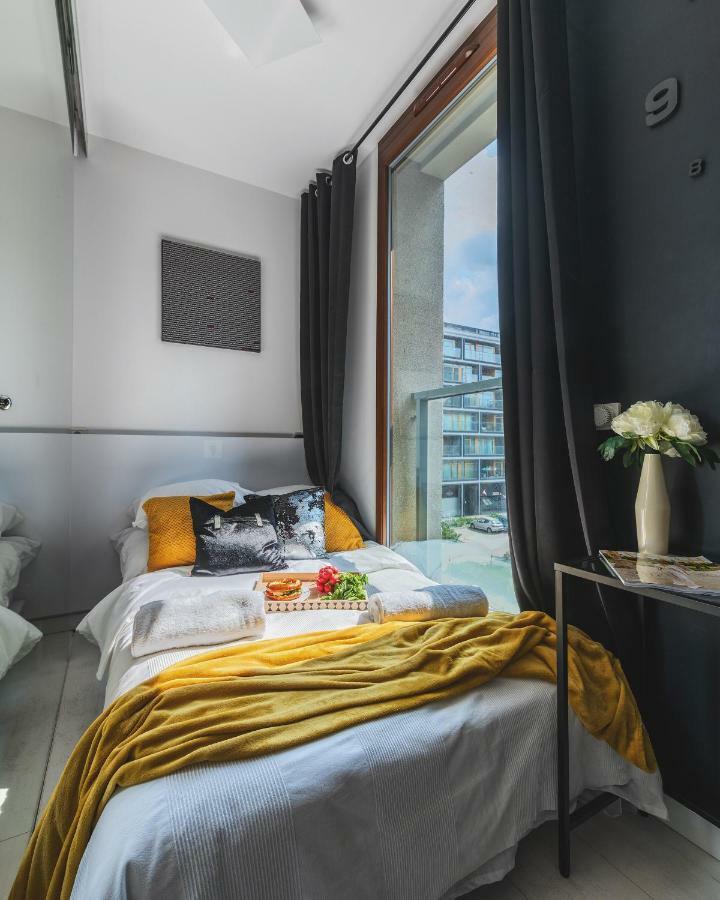 19 Dzielnica Kolejowa P&O Serviced Apartments Warschau Exterior foto
